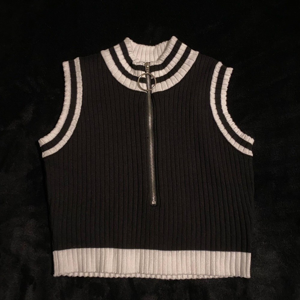 Lychee The Label Parfait Striped Knit Crop Top